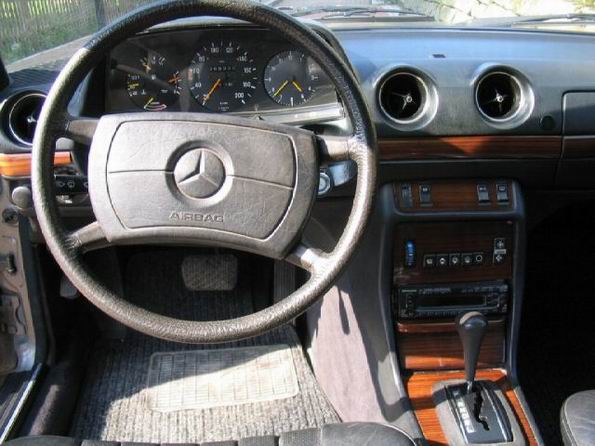 So sahen die ersten modernen Airbags aus.
